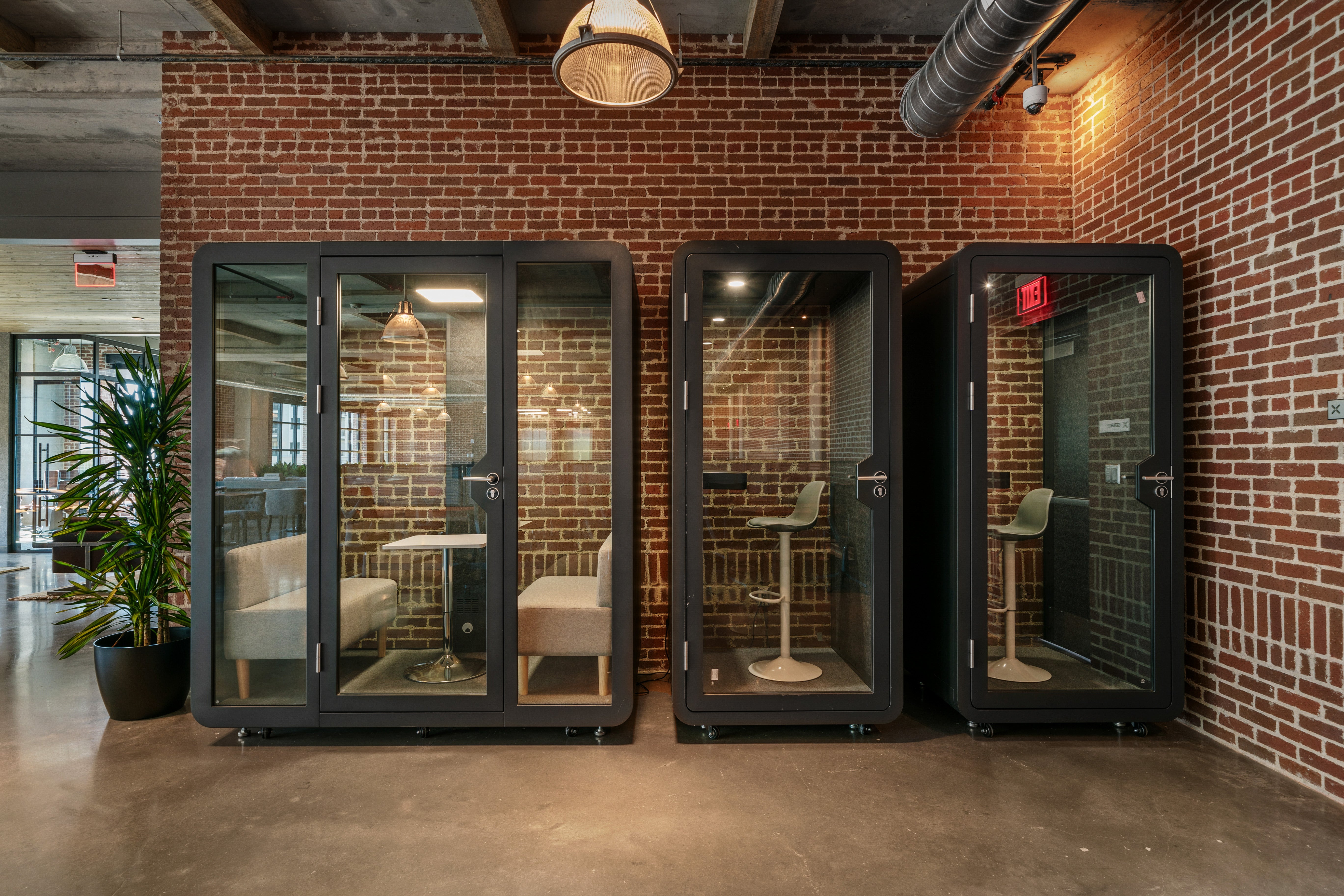 eBooth Solo | Office Phone Booth